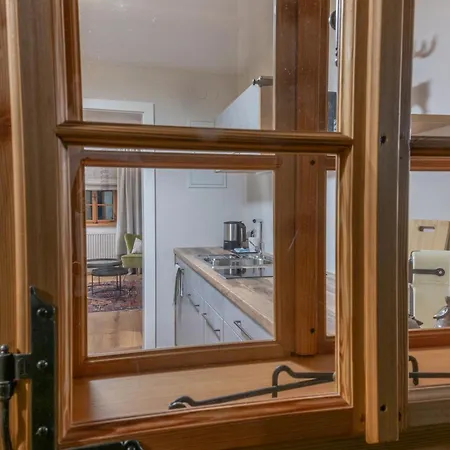 Apartment Modernes In Altem