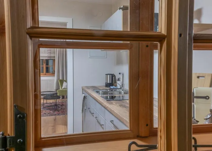 شقة Modernes In Altem